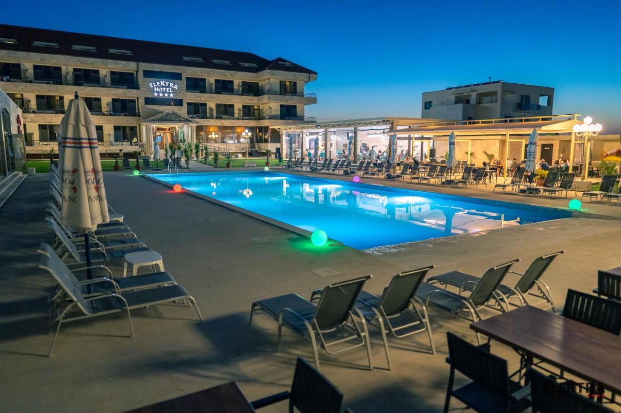 Elektra Vama Veche Hotel Buitenkant foto