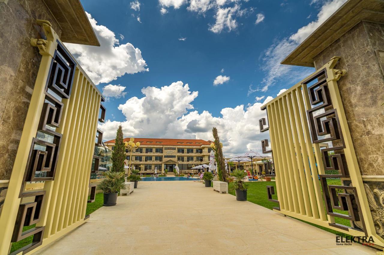 Elektra Vama Veche Hotel Buitenkant foto