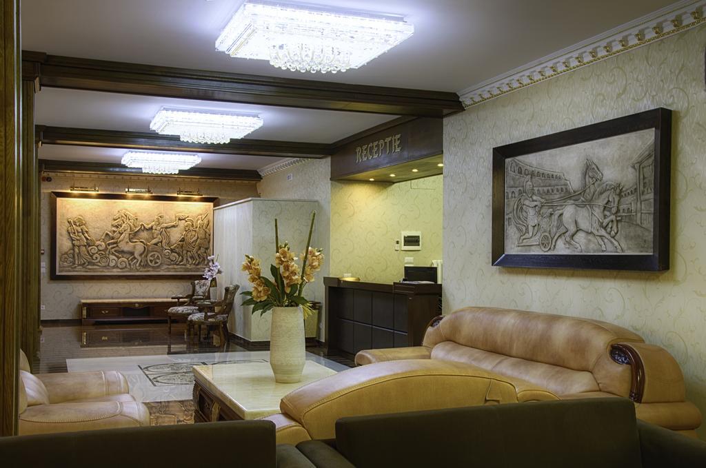 Elektra Vama Veche Hotel Buitenkant foto
